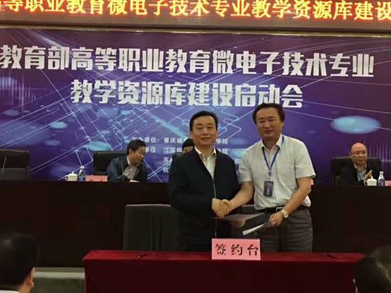 mmexport1494746578474